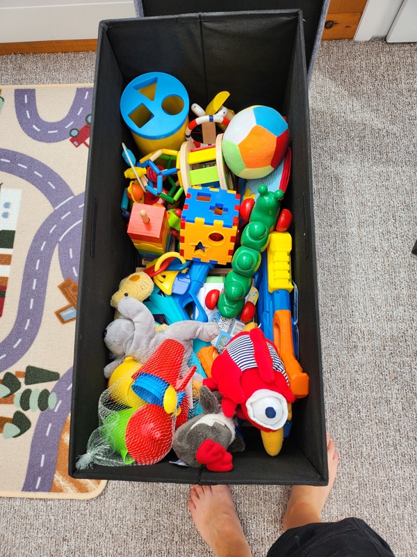 Spielzeugkiste